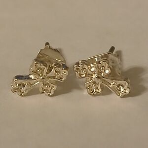 Silver Tone Engraved Cross Religious Mini Stud Earrings